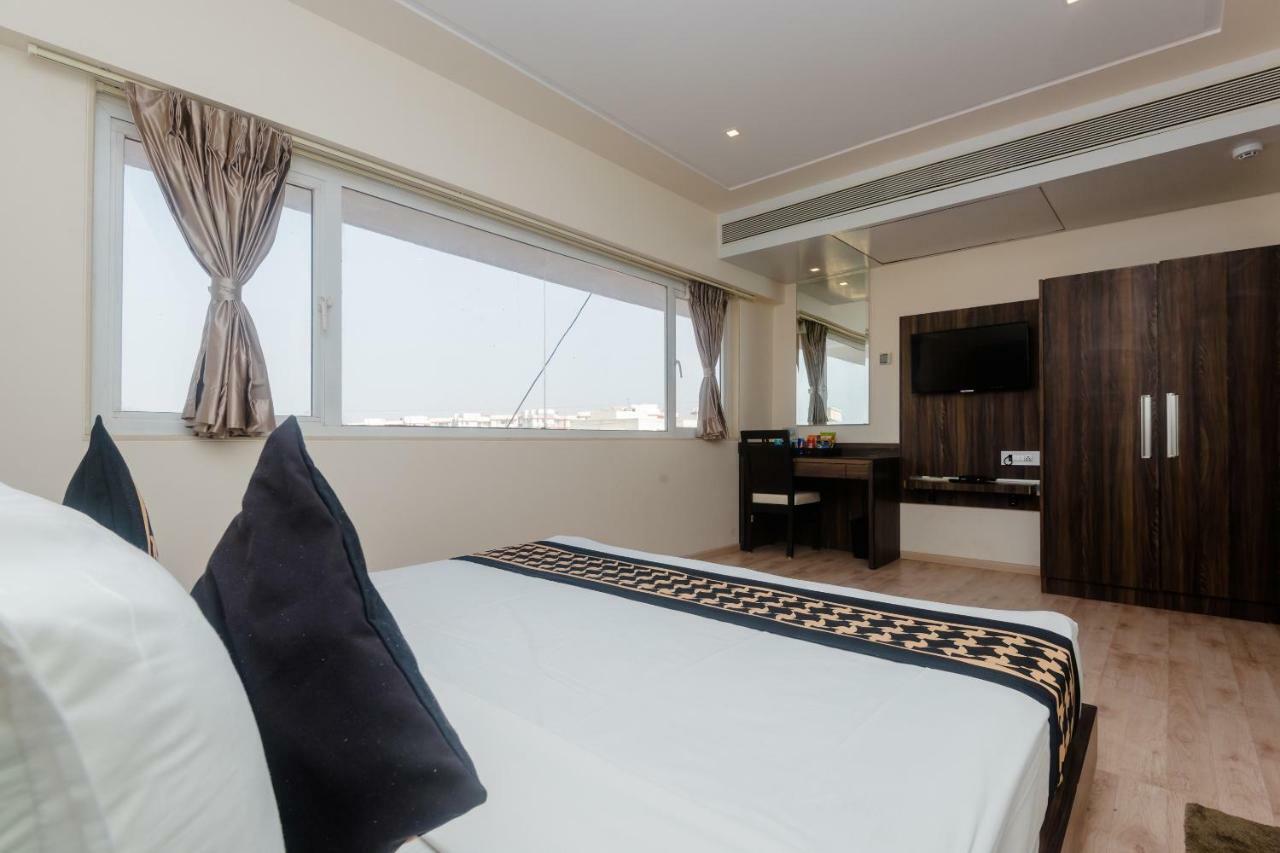 Mumbai House Hotel Juhu Экстерьер фото