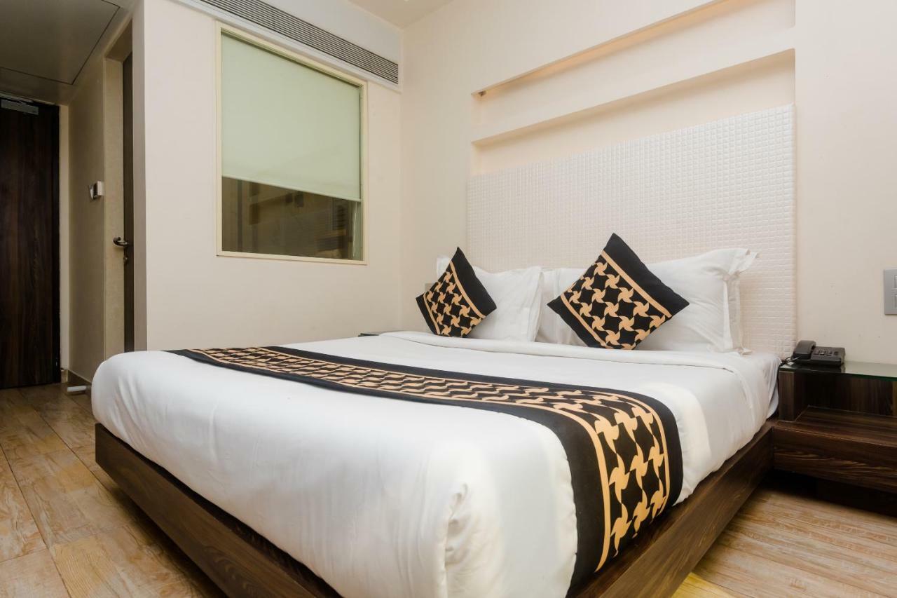 Mumbai House Hotel Juhu Экстерьер фото